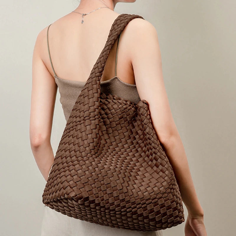 New Neoprene Leather Woven Underarm Bag Pure Hand-woven Bags Basket Design Large Capacity Shoulder Bag Commuter Classic Handbag
